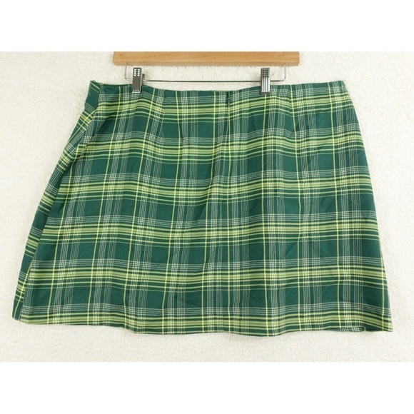 Bp plaid crop camp shirt and veronika plaid short skirt - Picture 3 of 8